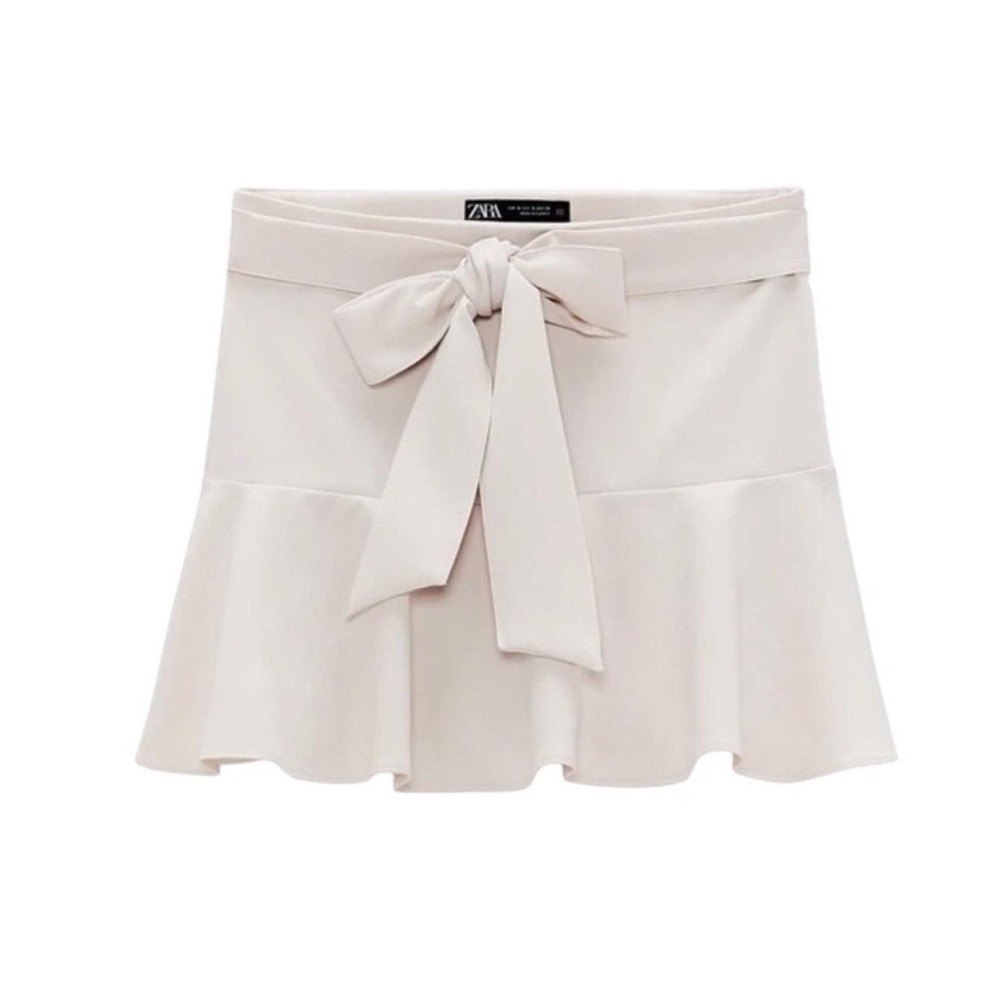 Zara Women's Cream and White Skort